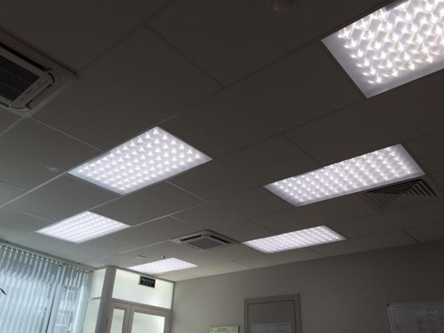 Освещение офисного помещения светодиодными светильниками | Картинка 0